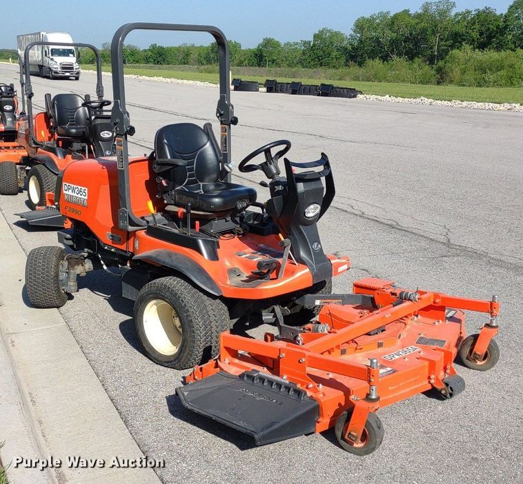 image for item LL9157 2020 Kubota F3990  lawn mower