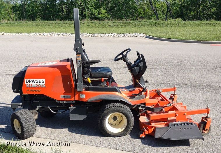 image for item LL9157 2020 Kubota F3990  lawn mower