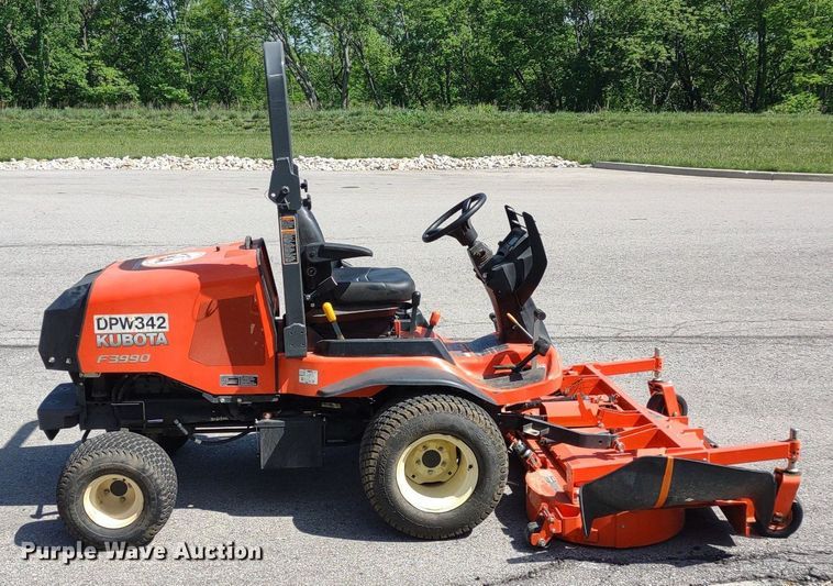 image for item LL9163 2019 Kubota F3990  lawn mower