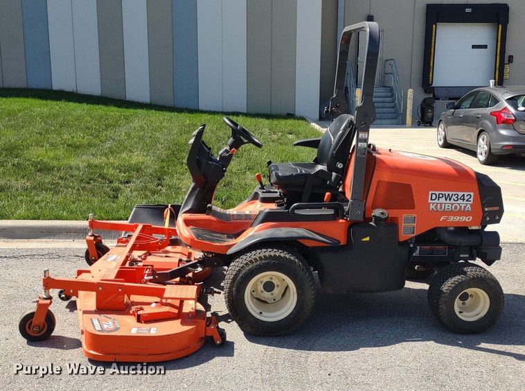 image for item LL9163 2019 Kubota F3990  lawn mower