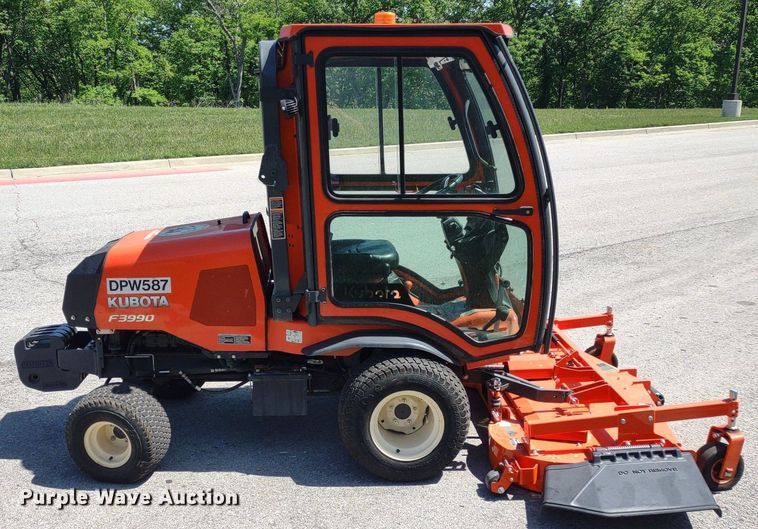 image for item LL9166 2020 Kubota F3990  lawn mower