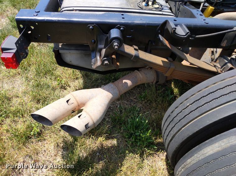 image for item LL9220 2013 Ford F450 Super Duty  Crew Cab truck cab and chassis