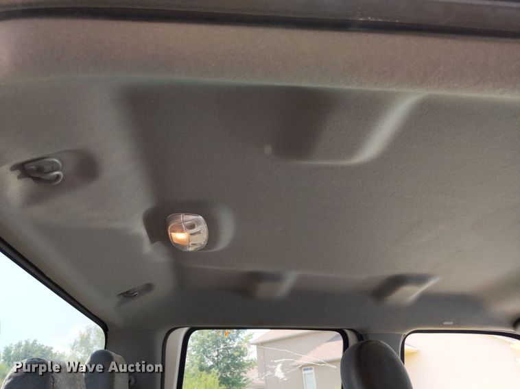 image for item LL9220 2013 Ford F450 Super Duty  Crew Cab truck cab and chassis