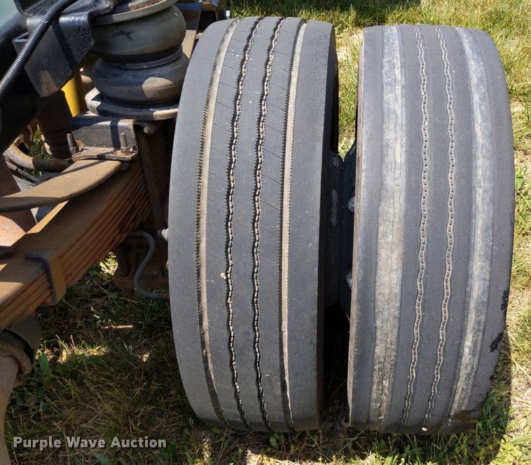 image for item LL9220 2013 Ford F450 Super Duty  Crew Cab truck cab and chassis