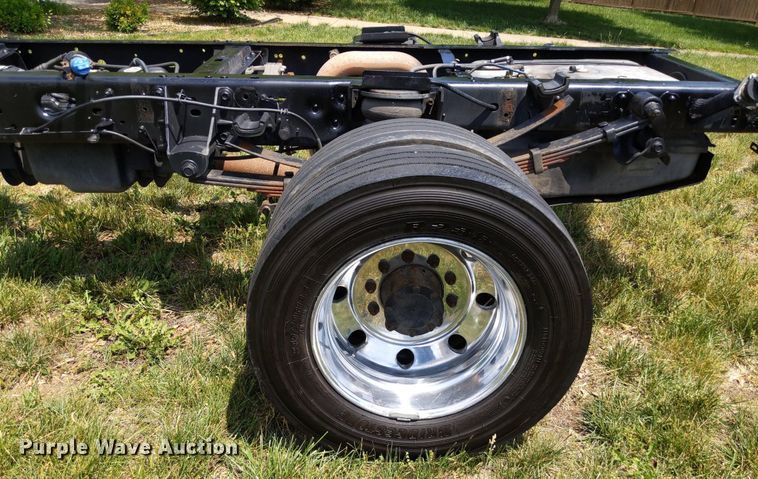 image for item LL9220 2013 Ford F450 Super Duty  Crew Cab truck cab and chassis