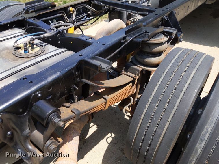 image for item LL9220 2013 Ford F450 Super Duty  Crew Cab truck cab and chassis