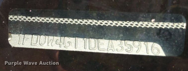 image for item LL9220 2013 Ford F450 Super Duty  Crew Cab truck cab and chassis