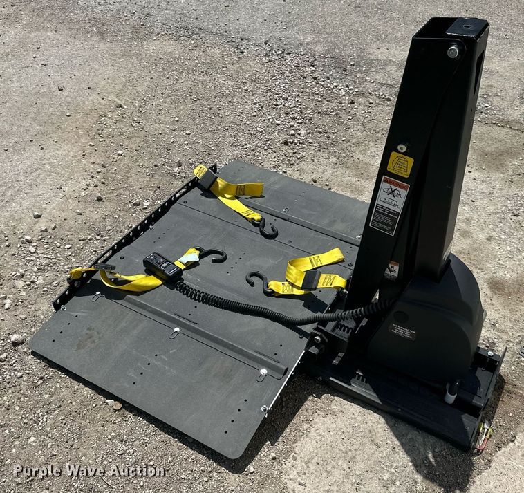 image for item LP9982 Bruno VSL 4000HW  wheel chair lift