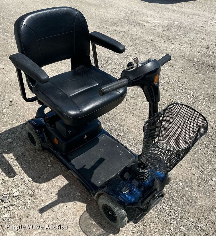 image for item LP9982 Bruno VSL 4000HW  wheel chair lift