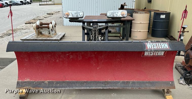 image for item LP9983 Western Pro Plus  8'W snow plow