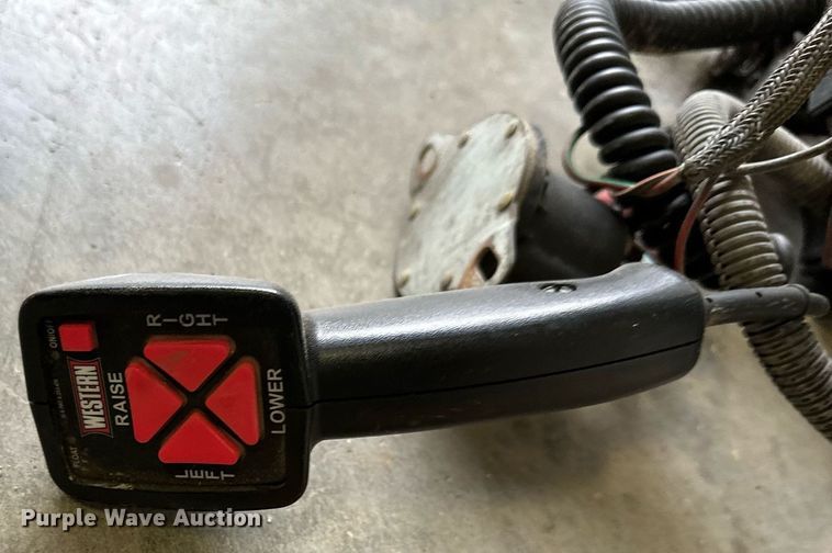 image for item LP9983 Western Pro Plus  8'W snow plow