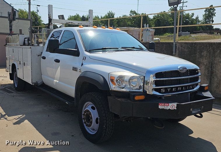 image for item LW9654 2008 Sterling Bullet 5500  utility / service truck