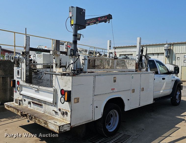 image for item LW9654 2008 Sterling Bullet 5500  utility / service truck