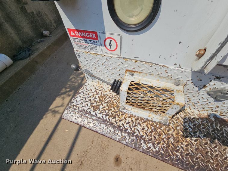 image for item LW9654 2008 Sterling Bullet 5500  utility / service truck