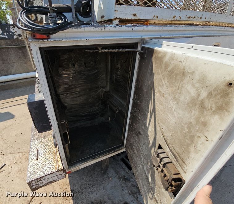 image for item LW9654 2008 Sterling Bullet 5500  utility / service truck