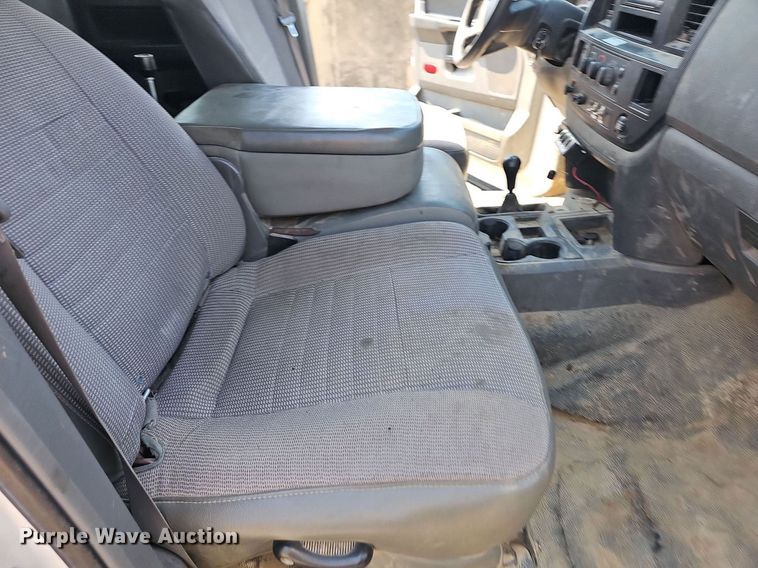 image for item LW9654 2008 Sterling Bullet 5500  utility / service truck