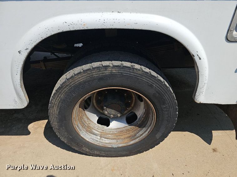 image for item LW9654 2008 Sterling Bullet 5500  utility / service truck