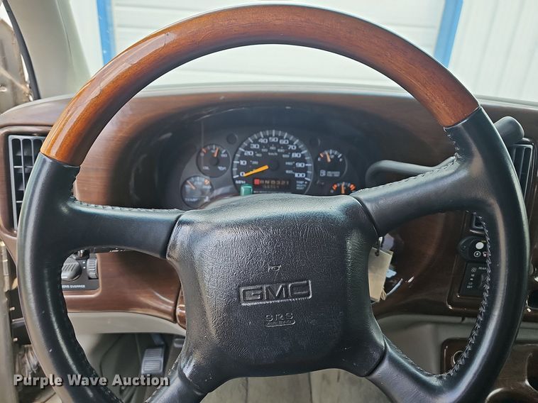 image for item LW9681 2001 GMC Savana G1500  van