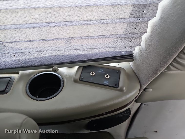 image for item LW9681 2001 GMC Savana G1500  van