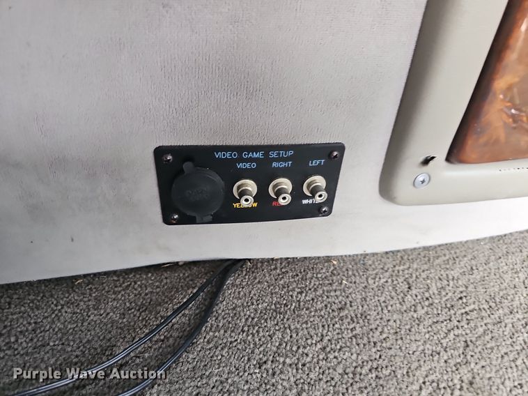 image for item LW9681 2001 GMC Savana G1500  van