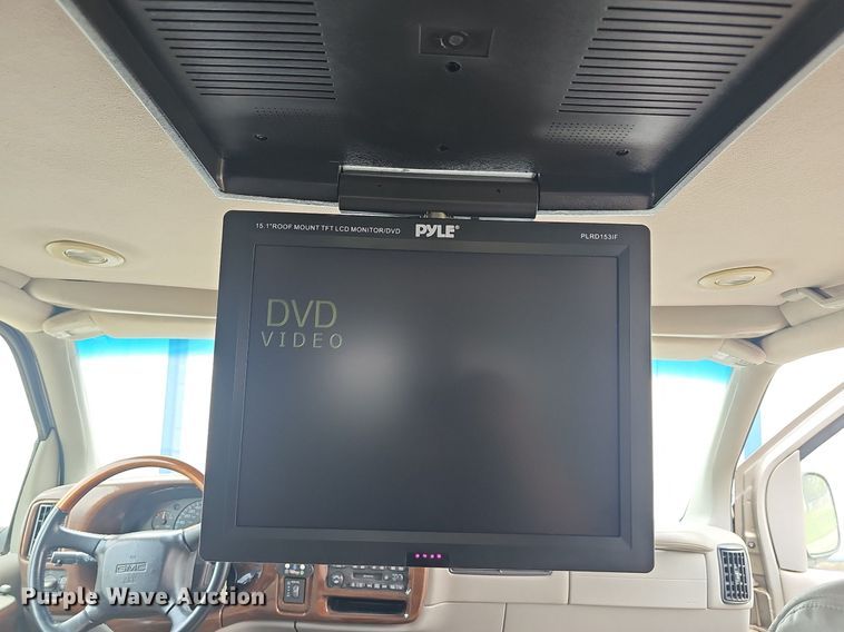 image for item LW9681 2001 GMC Savana G1500  van