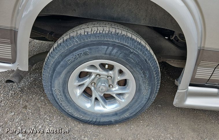 image for item LW9681 2001 GMC Savana G1500  van