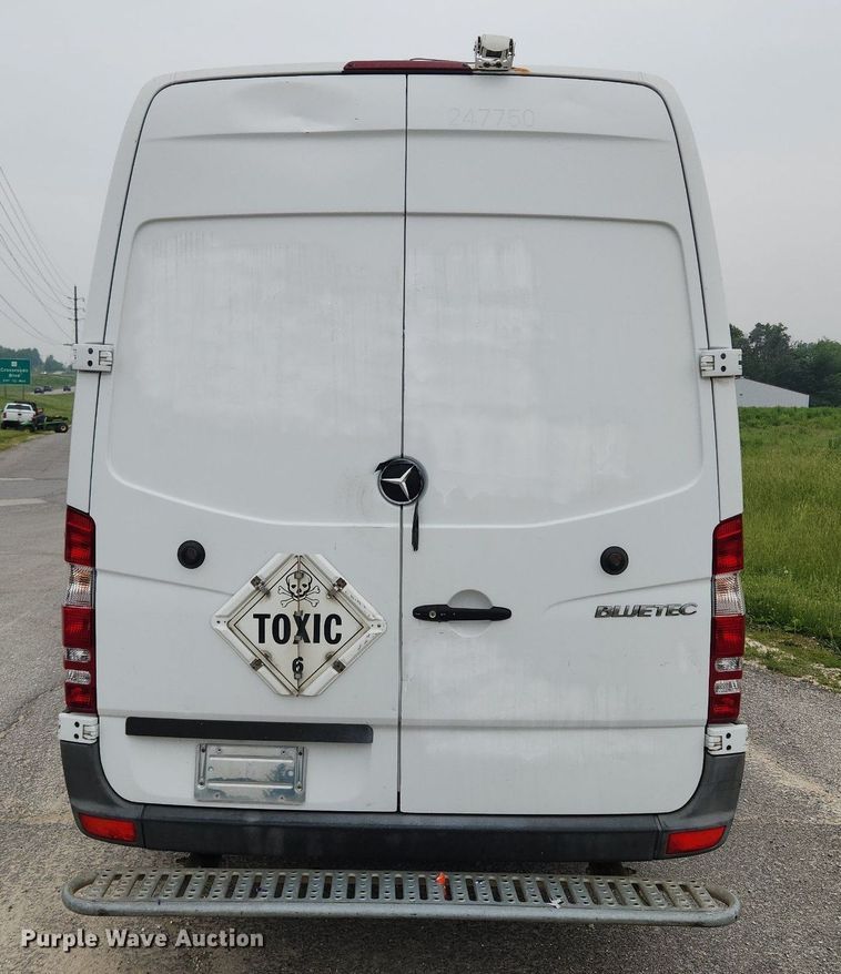 image for item LX9621 2012 Mercedes Benz Sprinter 2500  van