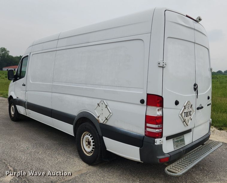image for item LX9621 2012 Mercedes Benz Sprinter 2500  van