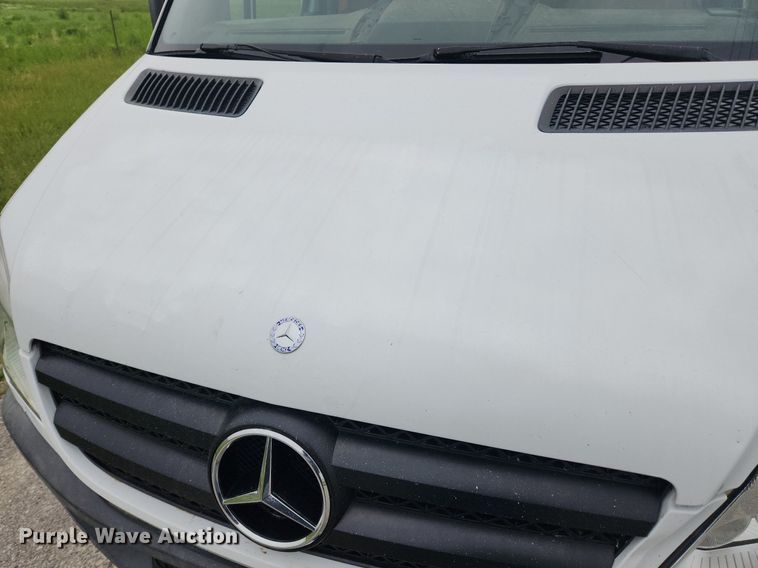 image for item LX9621 2012 Mercedes Benz Sprinter 2500  van