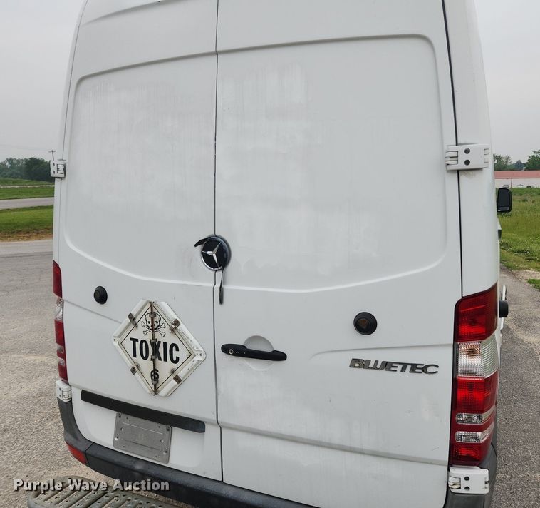 image for item LX9621 2012 Mercedes Benz Sprinter 2500  van