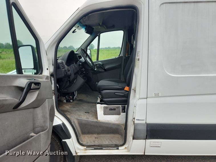 image for item LX9621 2012 Mercedes Benz Sprinter 2500  van