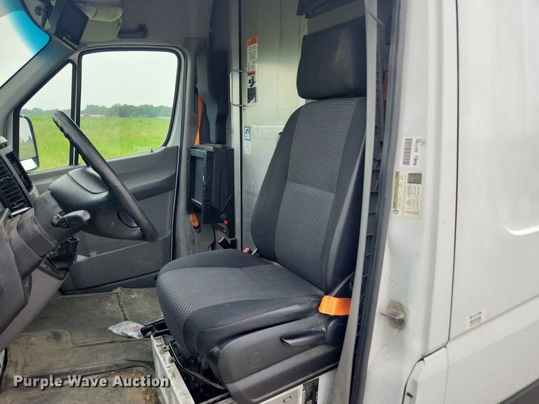 image for item LX9621 2012 Mercedes Benz Sprinter 2500  van