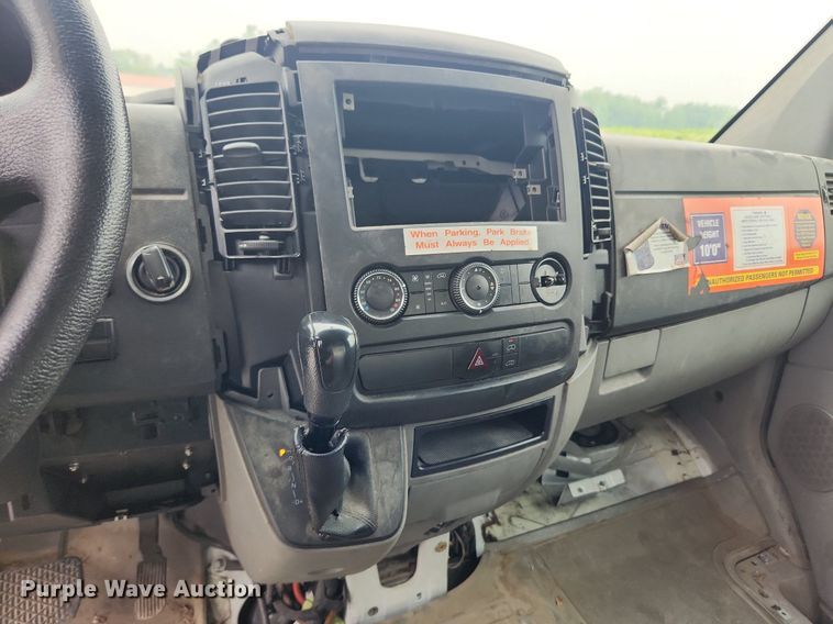 image for item LX9621 2012 Mercedes Benz Sprinter 2500  van