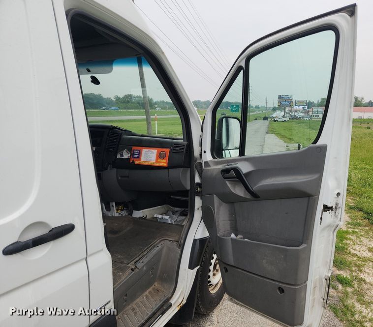 image for item LX9621 2012 Mercedes Benz Sprinter 2500  van