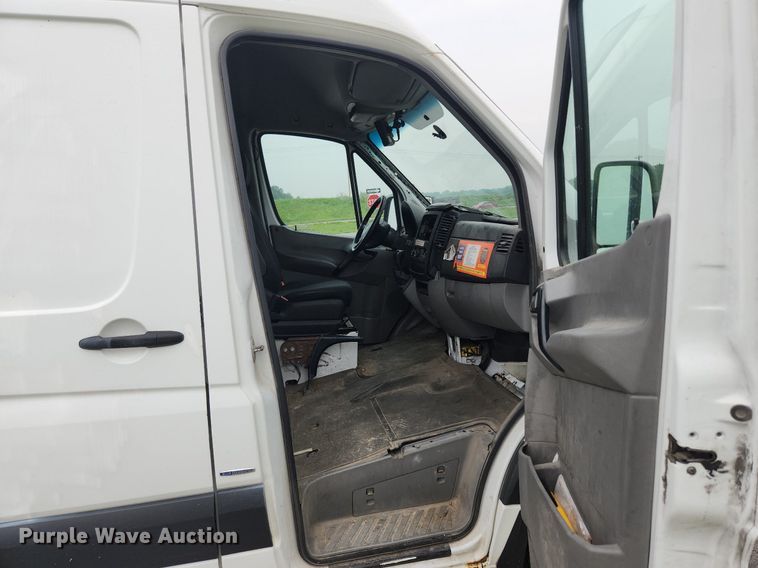 image for item LX9621 2012 Mercedes Benz Sprinter 2500  van