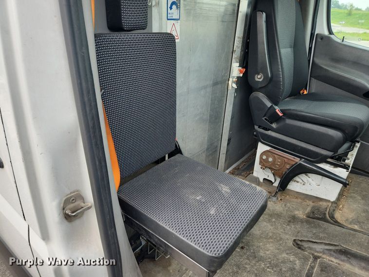 image for item LX9621 2012 Mercedes Benz Sprinter 2500  van