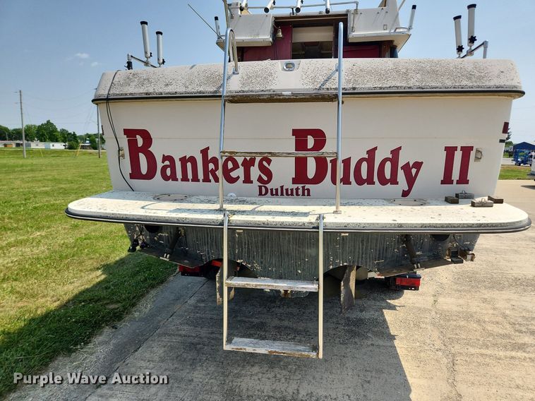 image for item LX9641 1978 Cruiser Villavee  boat