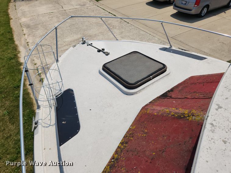 image for item LX9641 1978 Cruiser Villavee  boat