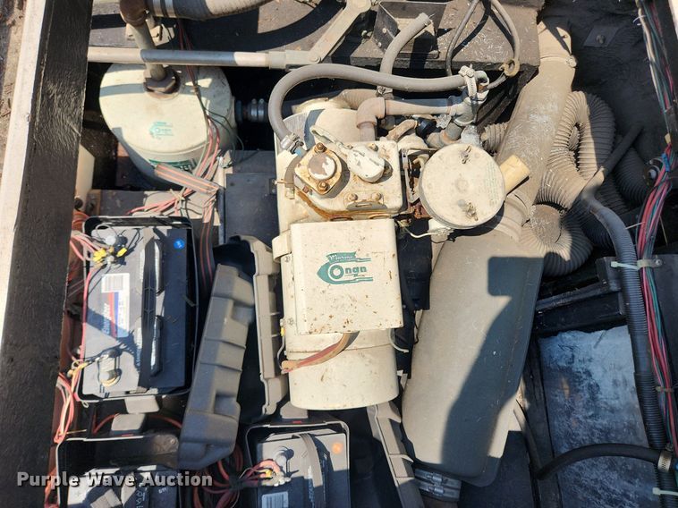 image for item LX9641 1978 Cruiser Villavee  boat