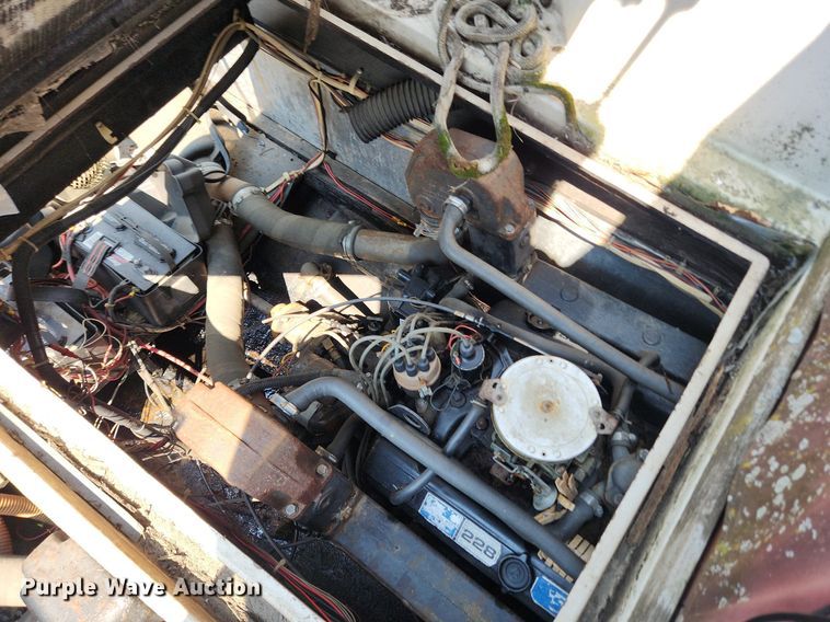 image for item LX9641 1978 Cruiser Villavee  boat