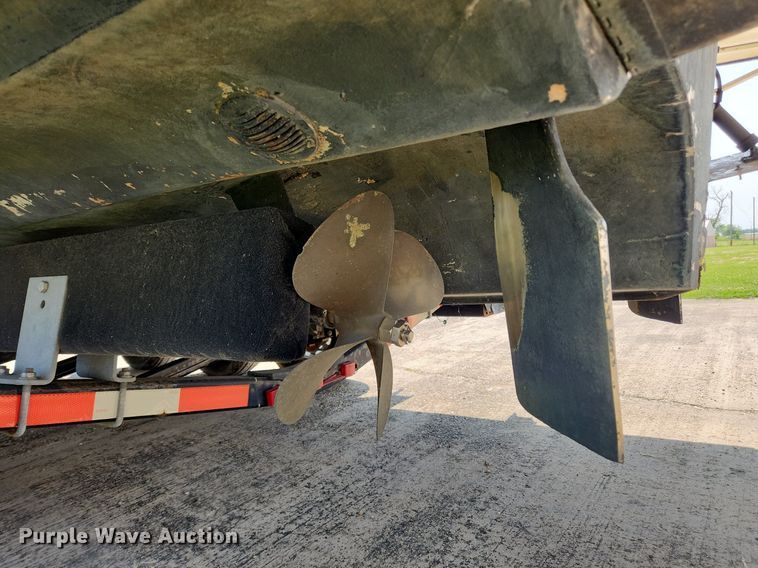 image for item LX9641 1978 Cruiser Villavee  boat