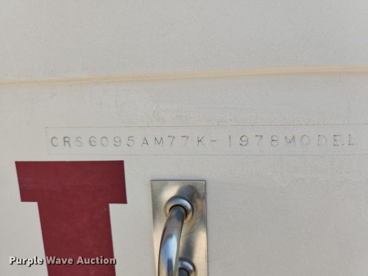 image for item LX9641 1978 Cruiser Villavee  boat