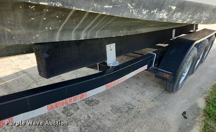 image for item LX9641 1978 Cruiser Villavee  boat