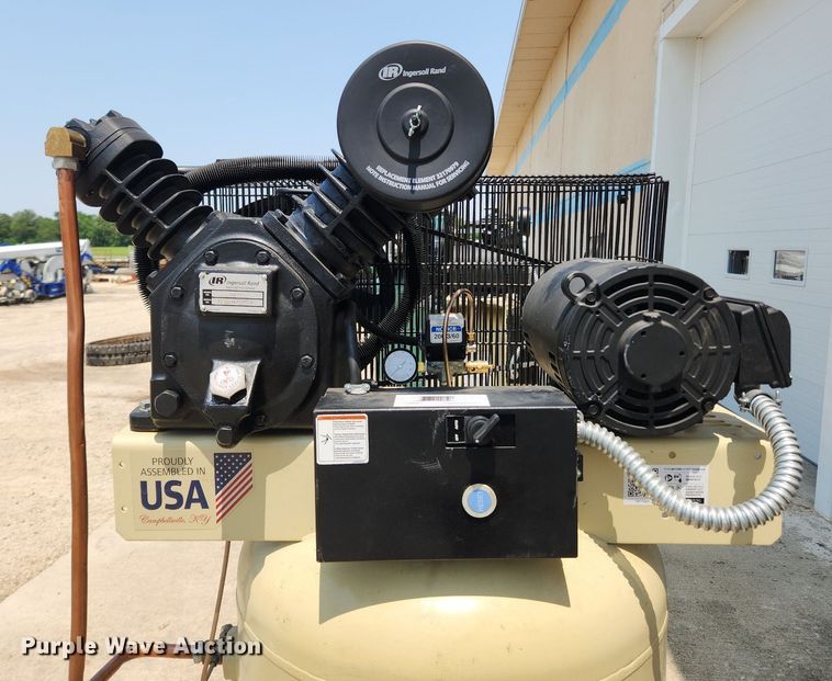 image for item LX9651 Ingersoll Rand Grainger-2475N7.5S  air compressor