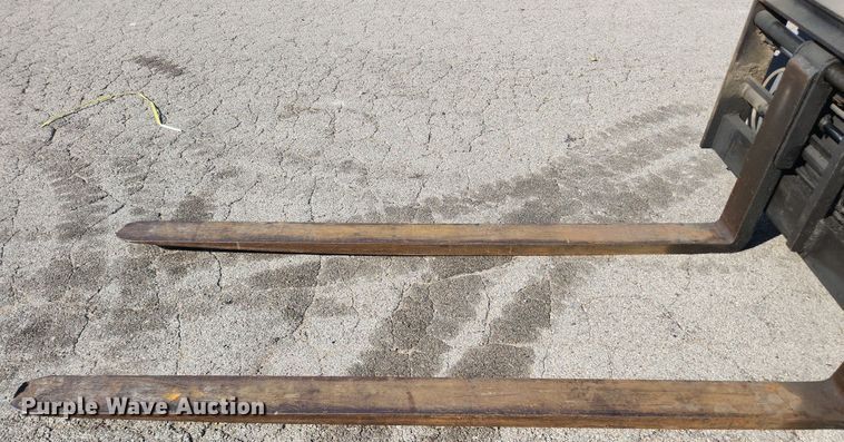 image for item LX9695 Caterpillar DP50K  forklift