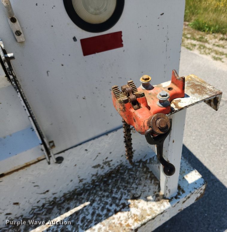 image for item LX9701 2011 Ford F450 Super Duty XL  utility / service truck