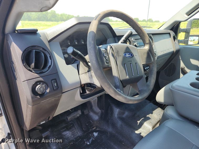 image for item LX9701 2011 Ford F450 Super Duty XL  utility / service truck