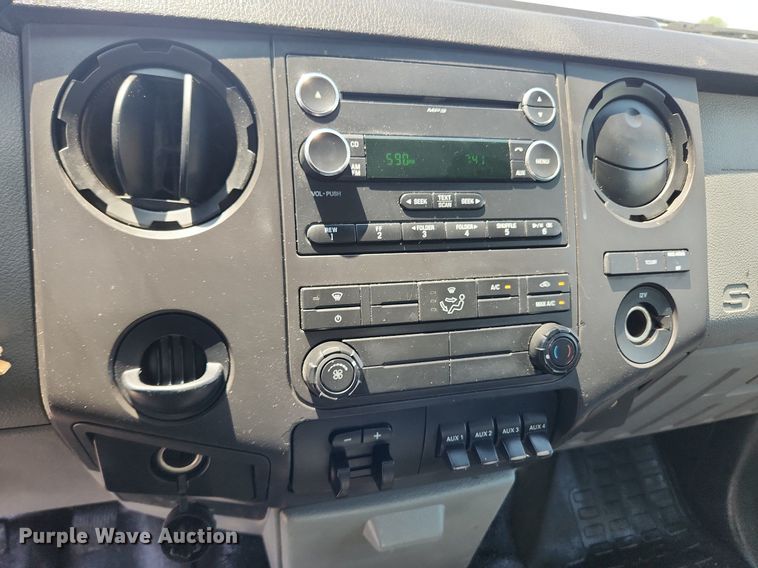 image for item LX9701 2011 Ford F450 Super Duty XL  utility / service truck