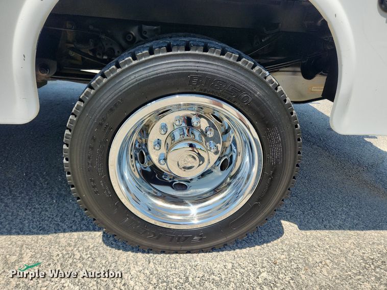 image for item LX9701 2011 Ford F450 Super Duty XL  utility / service truck