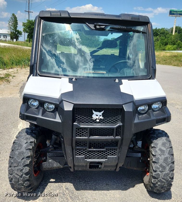 image for item LX9704 2018 Bobcat 3400XL  utility vehicle